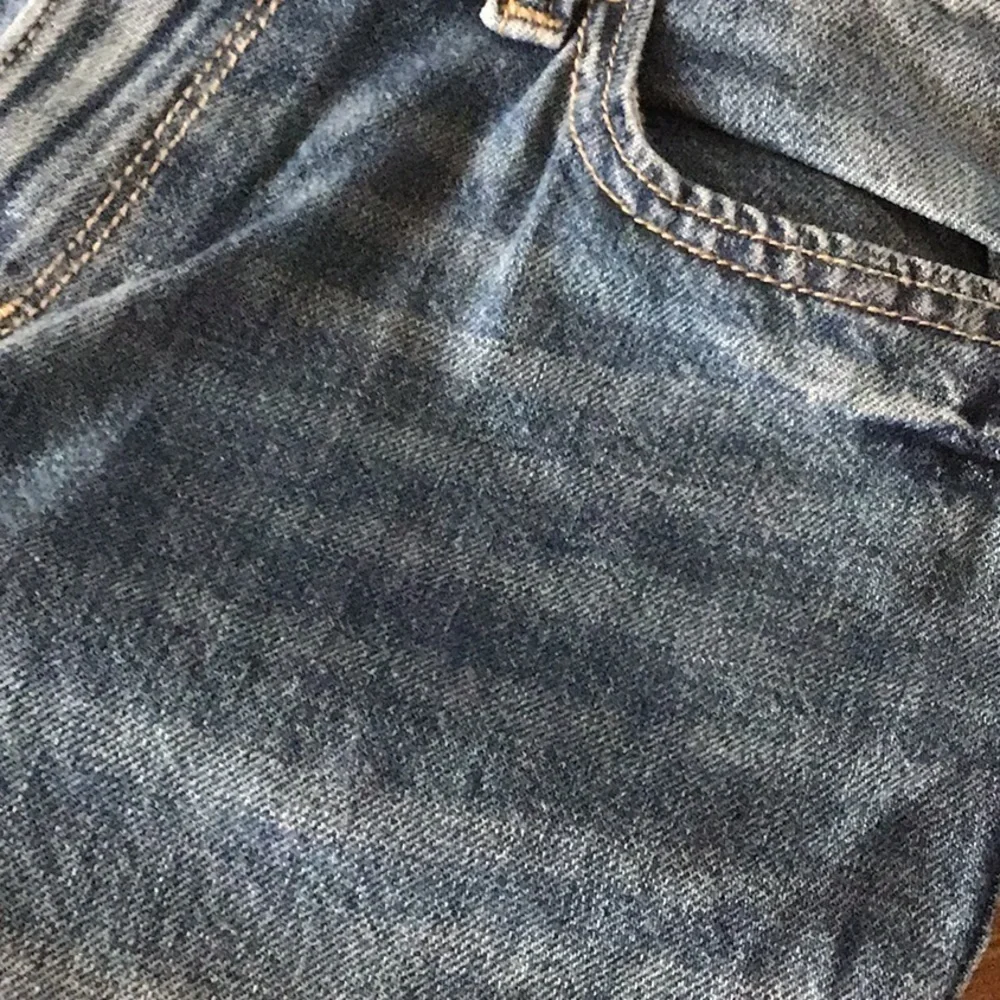 Boys old navy husky boot cut jeans in size 12 husky